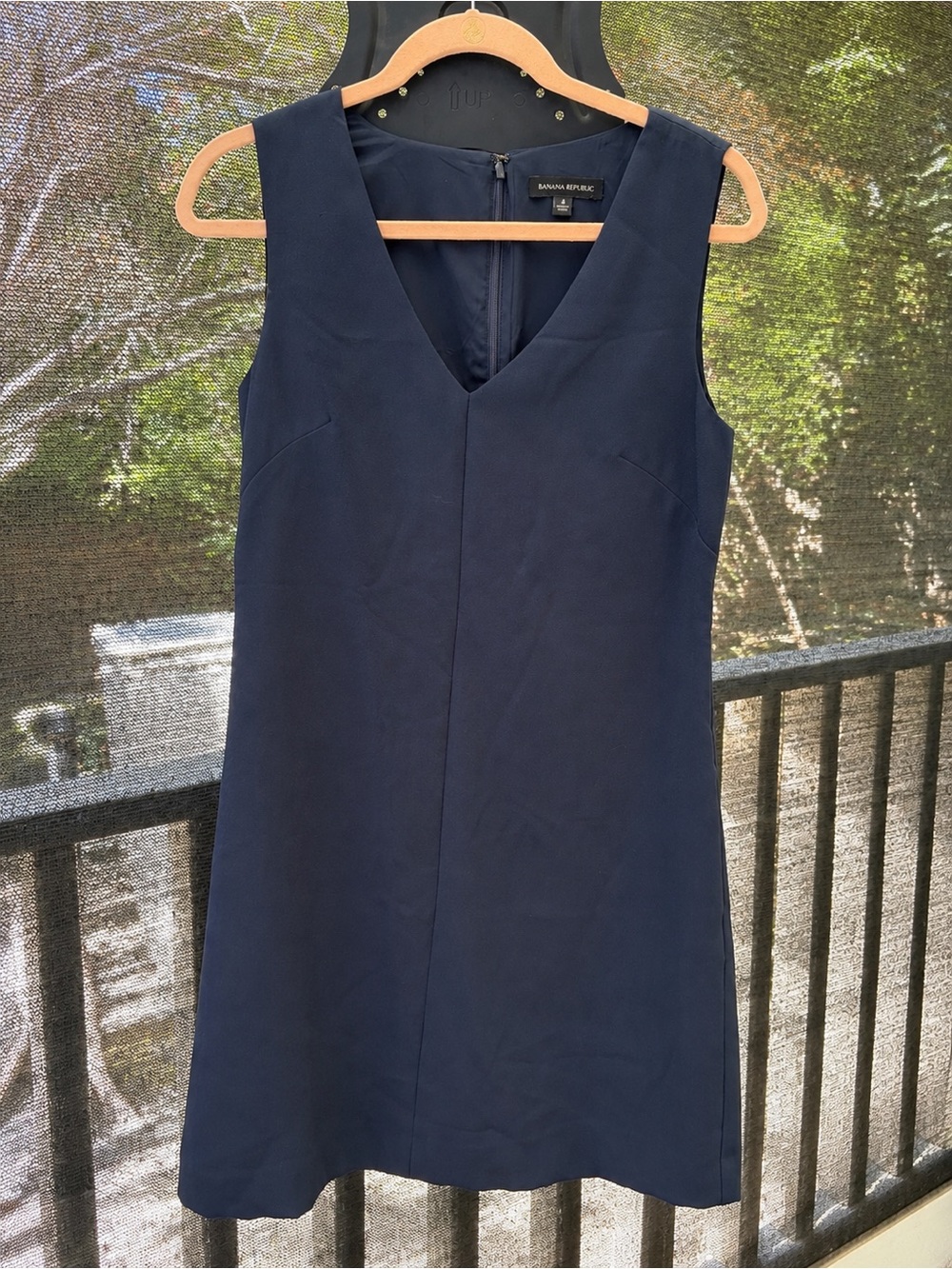 Banana Republic Dark Navy V-Neck Sleeveless Shift Dress